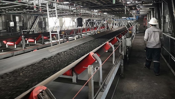 Cava resistente al fuoco di estrazione mineraria del cemento del nastro trasportatore autoalimentato dell'olio 440V