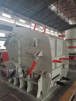 Frantoio schiacciante mobile del calcare di impatto della cava di estrazione mineraria dell'attrezzatura 37kw 80-160 TPH