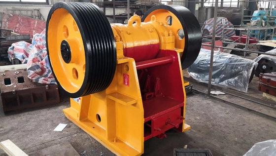 Serie gialla e bianca del PE del frantoio di Shanbao e pietra Gray Mining Rock Crusher Construction del frantoio a mascella 10 x 36