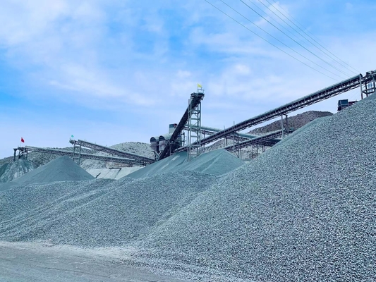 36 pollici oscillano la sabbia che fa la macchina del frantoio del gesso della macchina 163 TPH per Volcano Rock Coal Cement