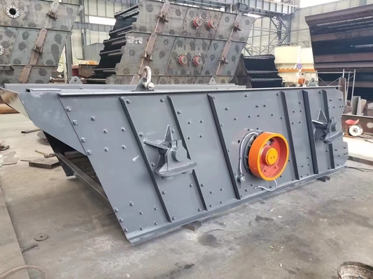 Vaglio oscillante 45Kw di moto circolare di serie di Yk in ferro della cava grigio