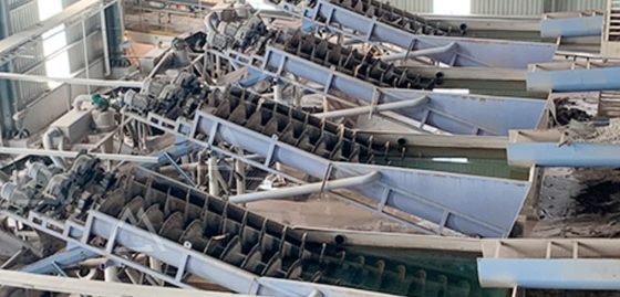 Lavatrice della sabbia della silice del mare della macchina XS XL del vaglio oscillante della ruota di spirale della vite
