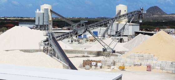 Nastro trasportatore modulare B1400 11Kw di estrazione mineraria TD75 largamente di gomma per il frantoio per pietre