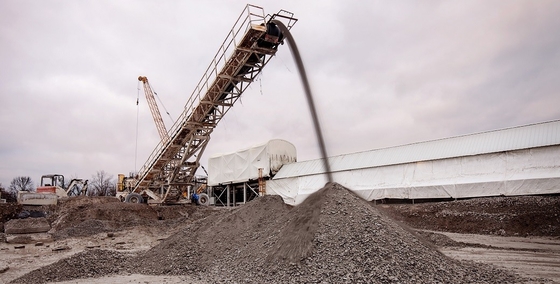 Ampia cinghia di trasferimento del nastro trasportatore del minerale di ferro del cemento mobile interurbano del carbone