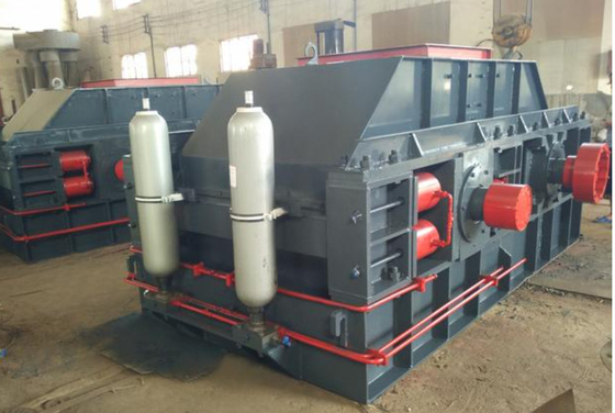 Calcare Clay Brick Crushing Machine del carbone del diametro del frantoio a cilindro del doppio 2PG1560 1500mm