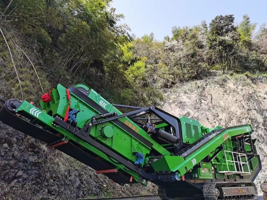 279Kw dell'impianto di frantumazione schiacciante di 230 t/h frantoio portatile estraente della roccia della mandibola e
